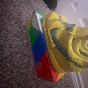 Nike SB Dunk Low (Grateful Dead Bears Opti Yellow)